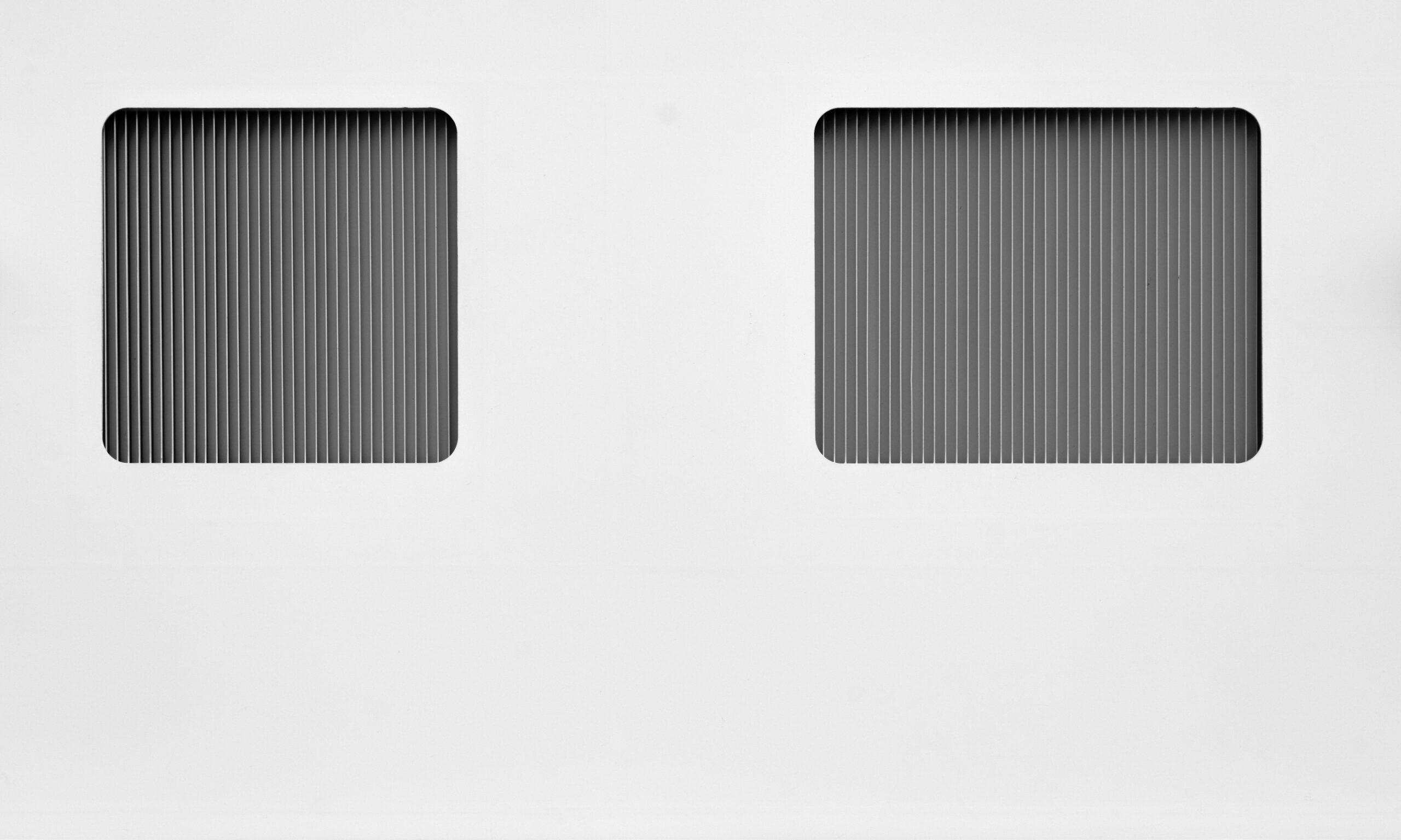 Bar chart comparing low vs high-quality webcams based on frame rates and latency