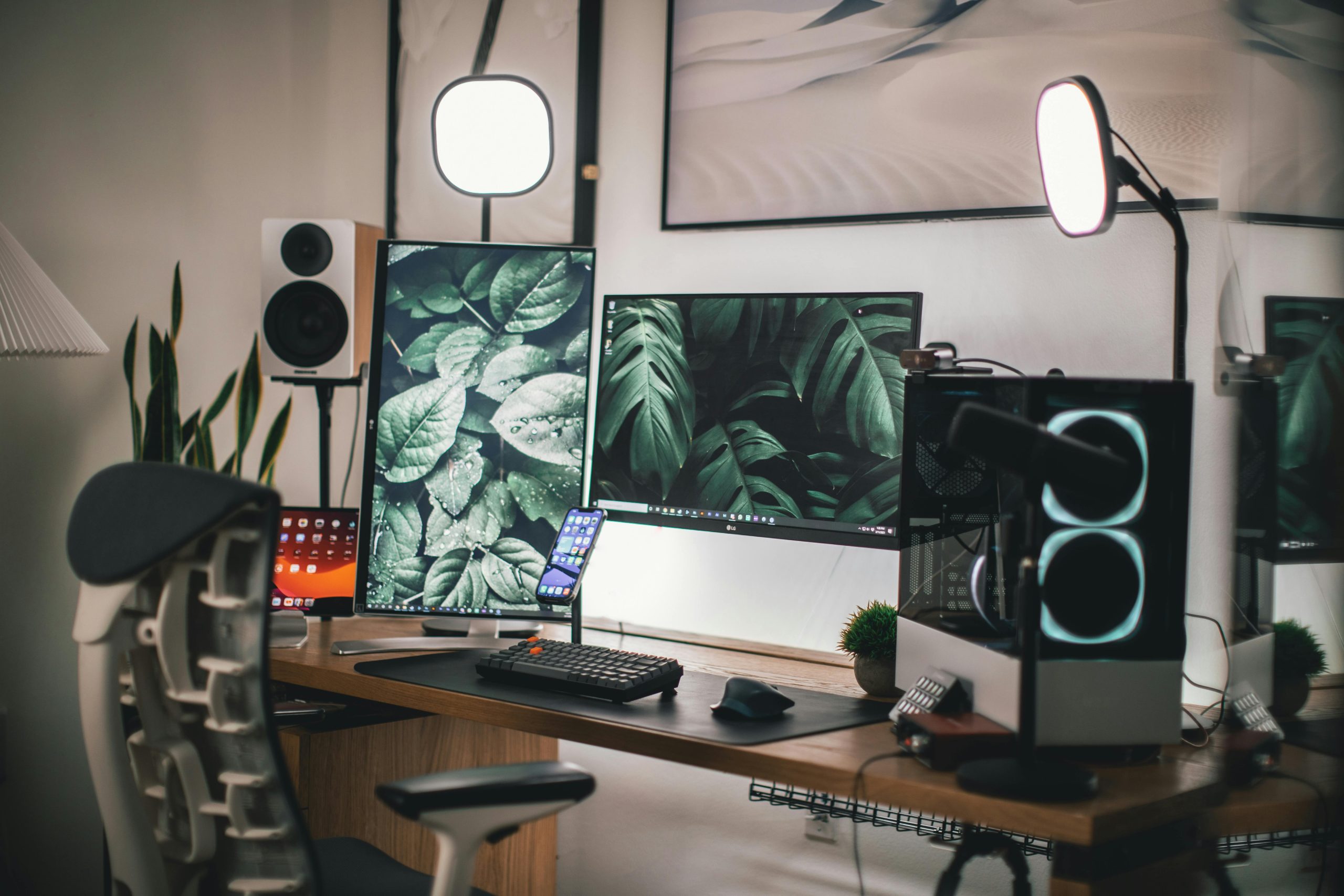 Streaming Setup Desk