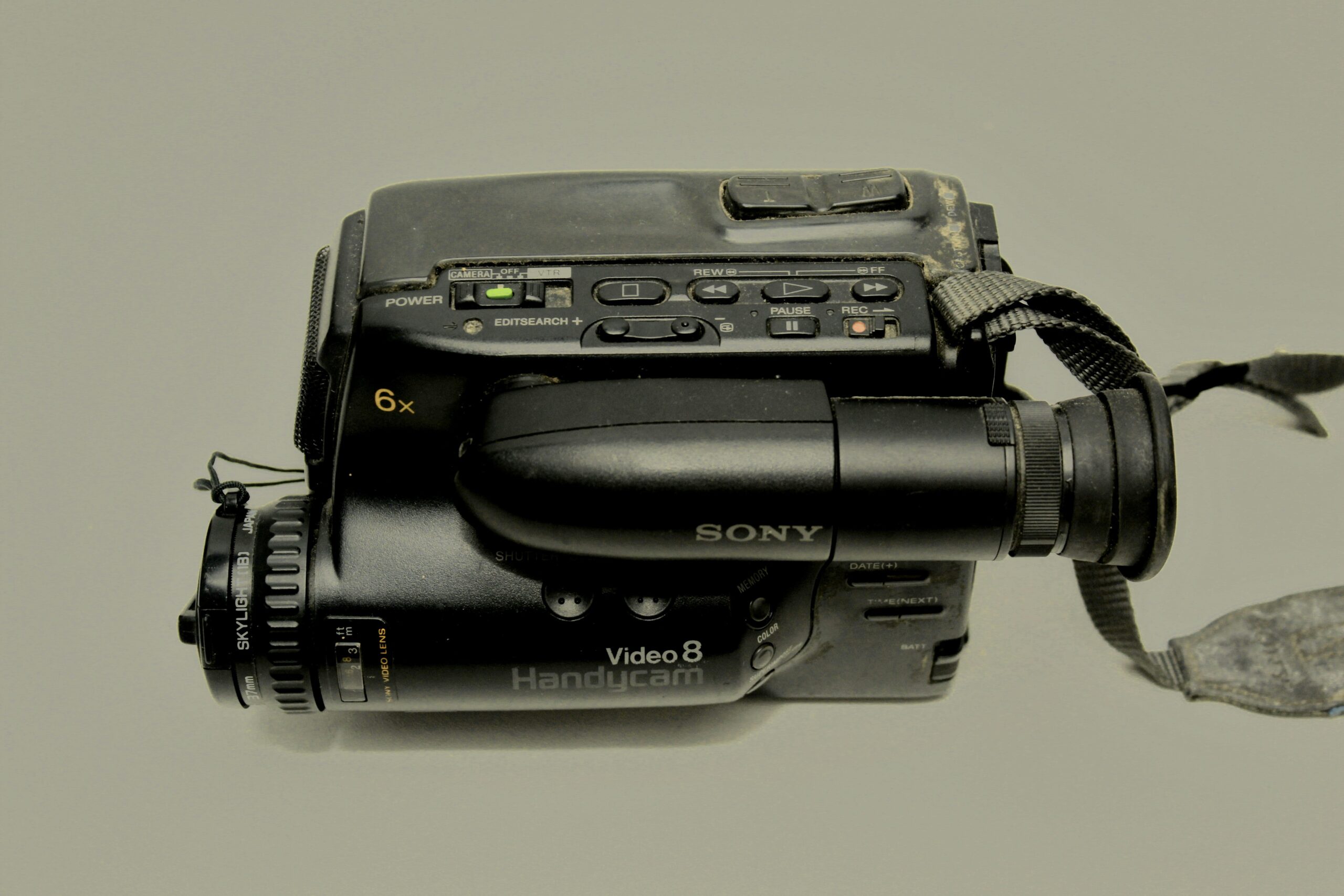 A blurry phone camera shot illustrating instability during handheld streaming.