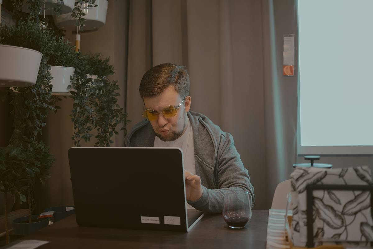 How to Boost Live Chat Engagement: Proven Streaming Tips for Success