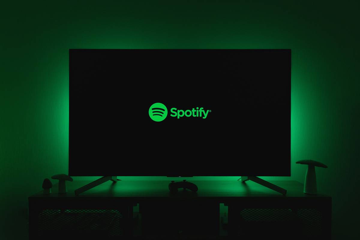 Image showing a TV stuck on a buffering screen