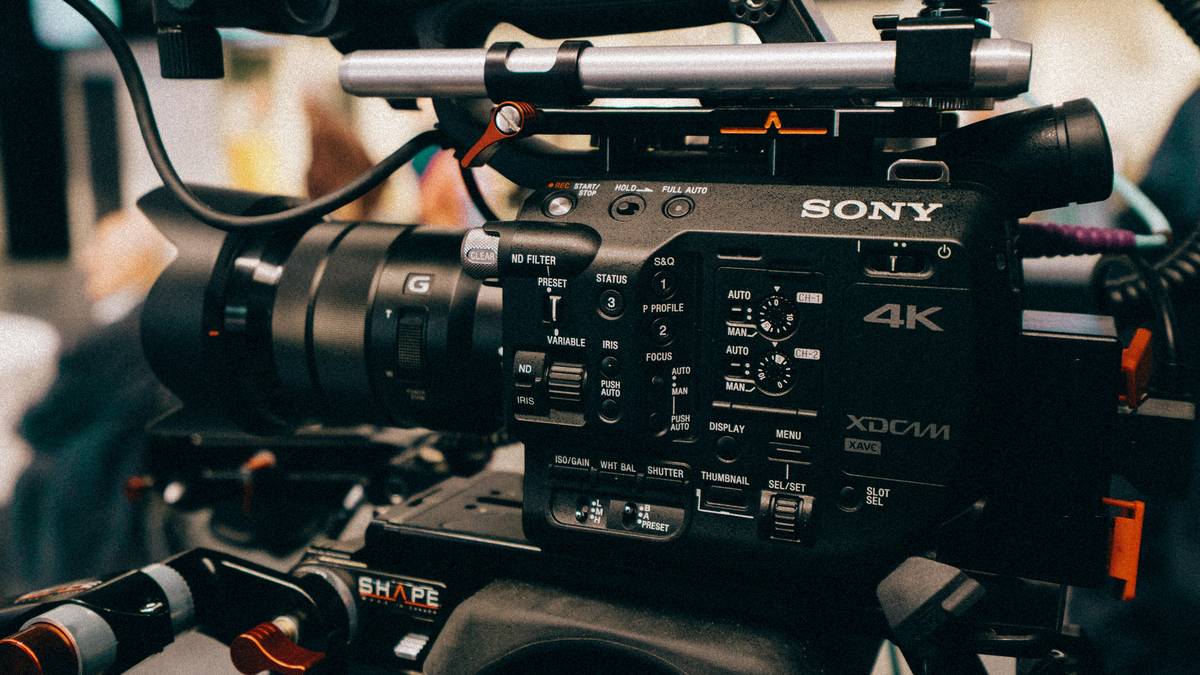 Graph showing exponential follower growth using targeted streaming channel tips.