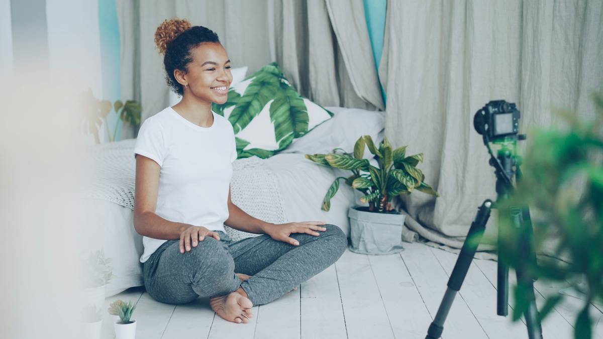 Screenshot of a successful stream graph with increased viewer count spike marked