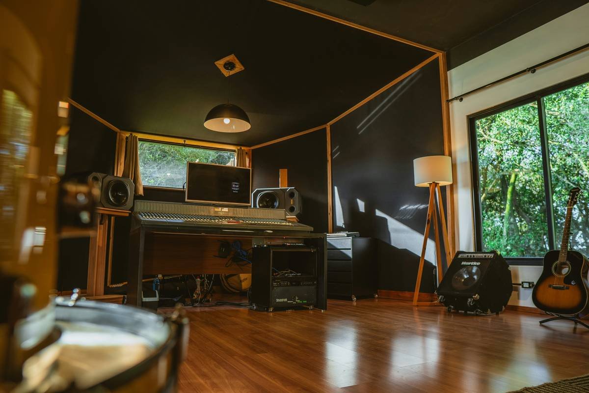 Before and after comparison of Streamer A's stream quality