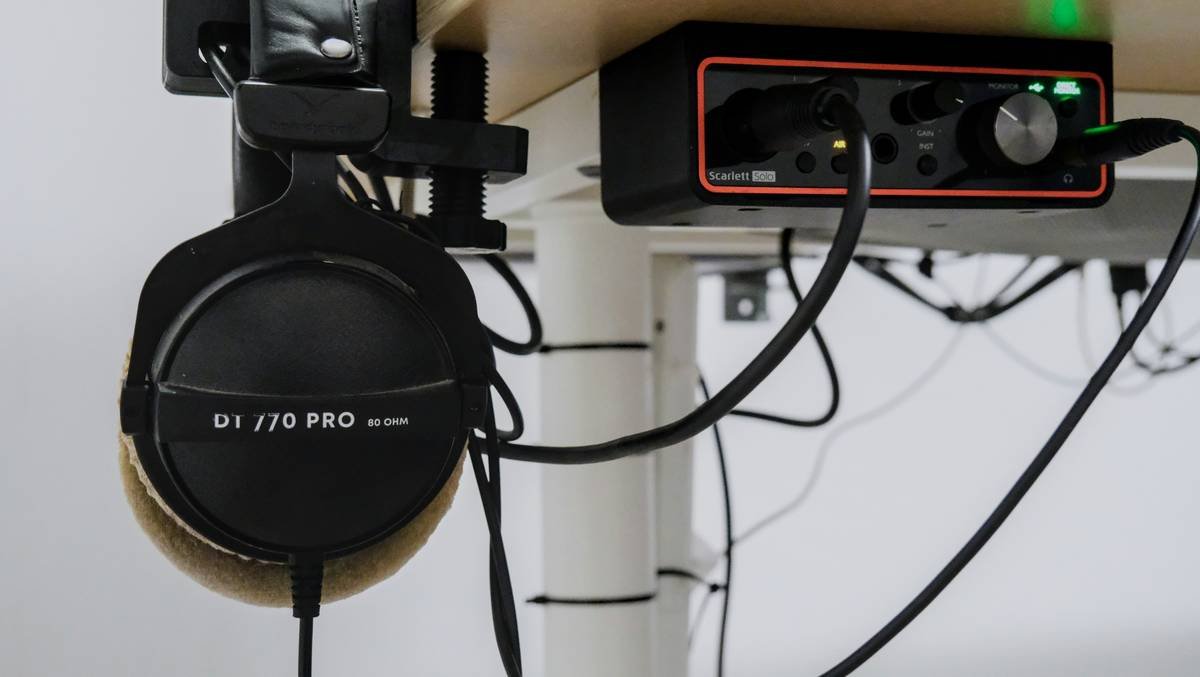 Before and after comparison of Streamer B's stream quality