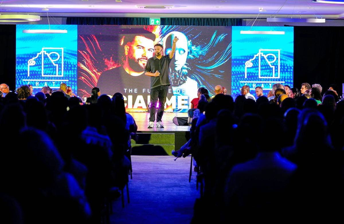 Stream Growth Hack: The Ultimate Guide to Growing Your Streaming Audience