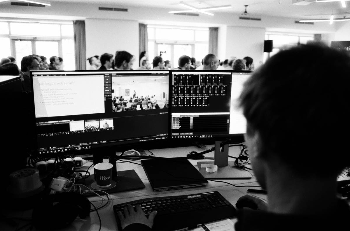 Before/after Twitch analytics: follower growth + profile click-through rate increase